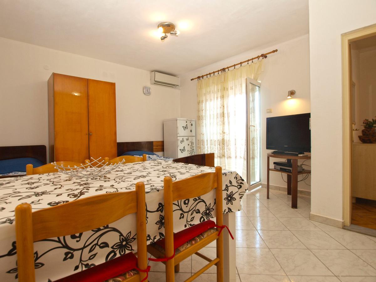 Apartments Mladen 1588 Pula Dış mekan fotoğraf