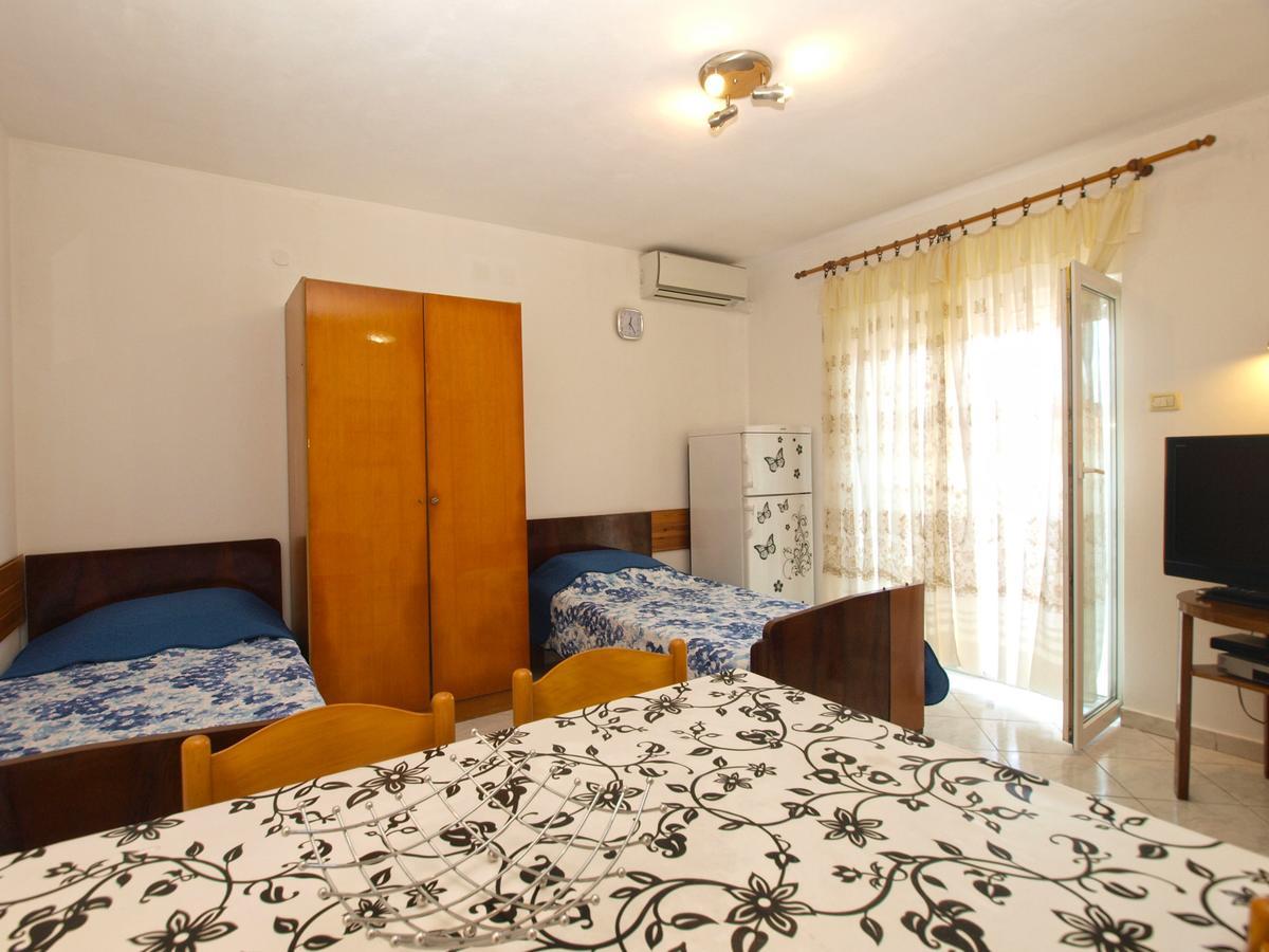 Apartments Mladen 1588 Pula Dış mekan fotoğraf