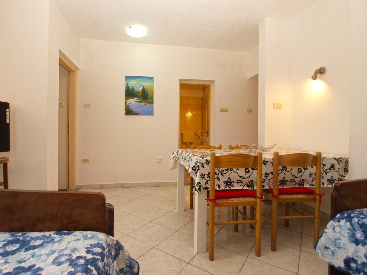 Apartments Mladen 1588 Pula Dış mekan fotoğraf